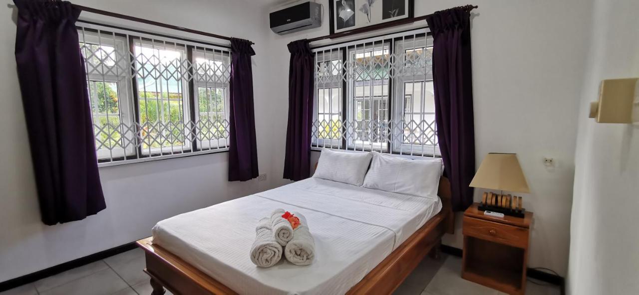 Chez Marva Grande Villa Corossol 3 A 12 Personnes La Digue Exteriér fotografie