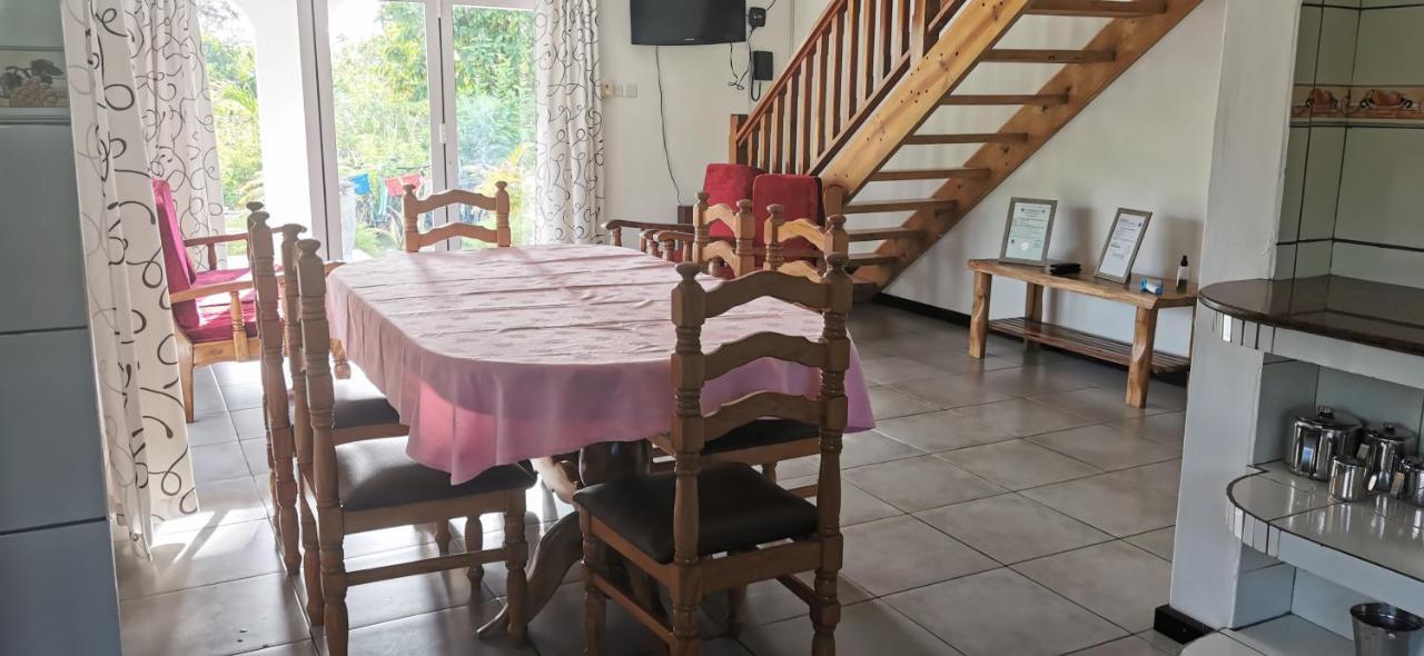 Chez Marva Grande Villa Corossol 3 A 12 Personnes La Digue Exteriér fotografie